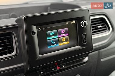 Грузовой фургон Renault Master 2022 в Дубно