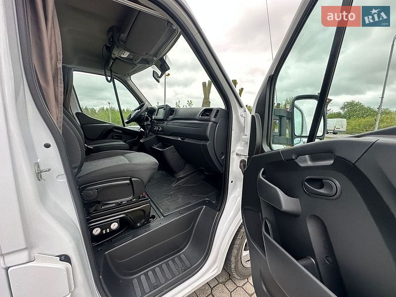 Інші вантажівки Renault Master 2023 в Києві