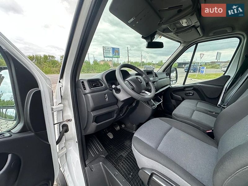 Грузовой фургон Renault Master 2021 в Киеве