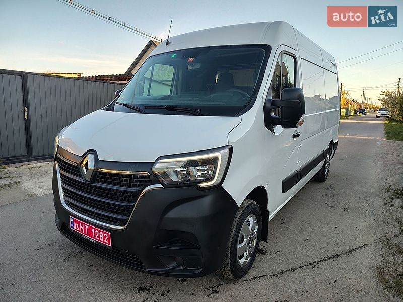 Вантажний фургон Renault Master 2022 в Дубні