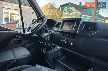 Вантажний фургон Renault Master 2022 в Дубні