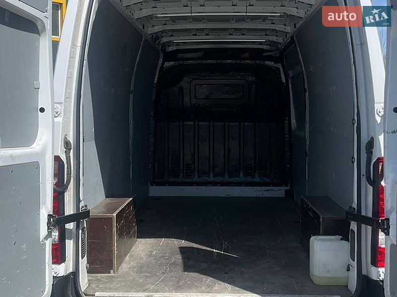 Вантажний фургон Renault Master 2019 в Києві