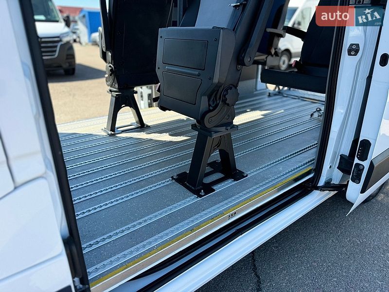 Городской автобус Renault Master 2019 в Киеве