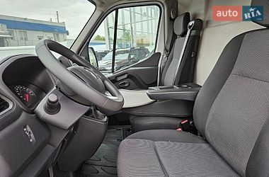 Вантажний фургон Renault Master 2022 в Львові