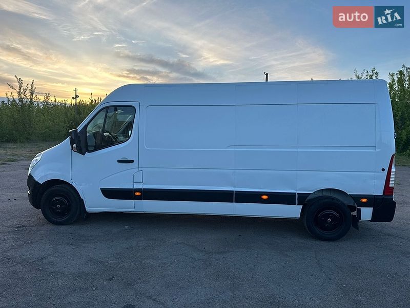 Грузовой фургон Renault Master 2017 в Дубно