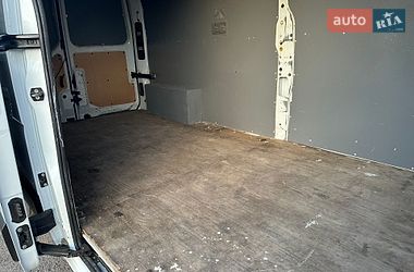 Грузовой фургон Renault Master 2017 в Дубно
