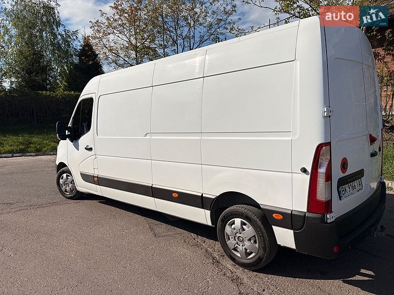 Грузовой фургон Renault Master 2018 в Львове