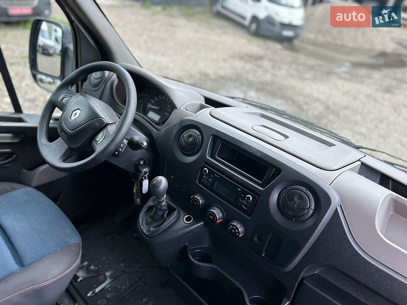 Тентованый Renault Master 2018 в Хусте