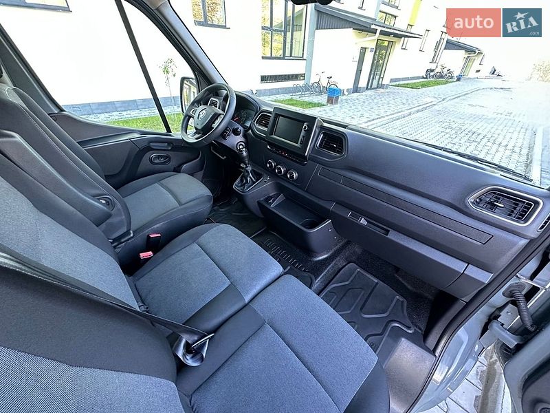 Вантажний фургон Renault Master 2022 в Києві