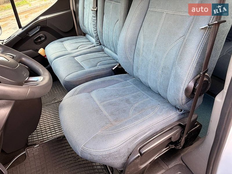 Вантажопасажирський фургон Renault Master 2019 в Шептицькому