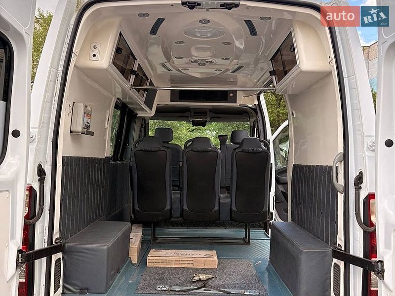 Вантажопасажирський фургон Renault Master 2019 в Шептицькому