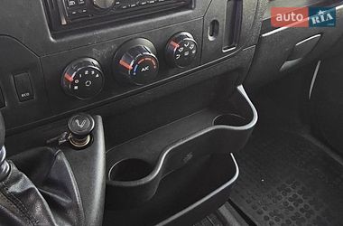 Грузовой фургон Renault Master 2017 в Гребенках