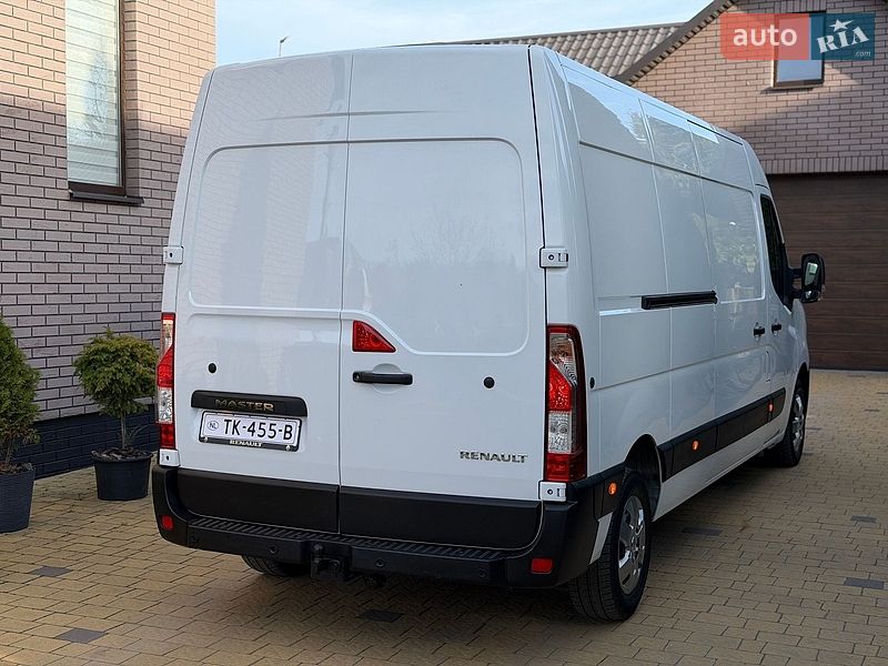 Вантажний фургон Renault Master 2022 в Радивиліві