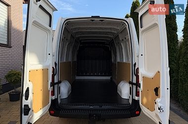 Вантажний фургон Renault Master 2022 в Радивиліві