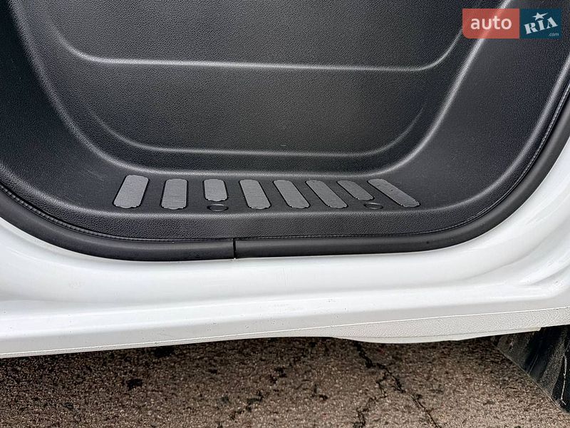 Тентованый Renault Master 2019 в Киеве