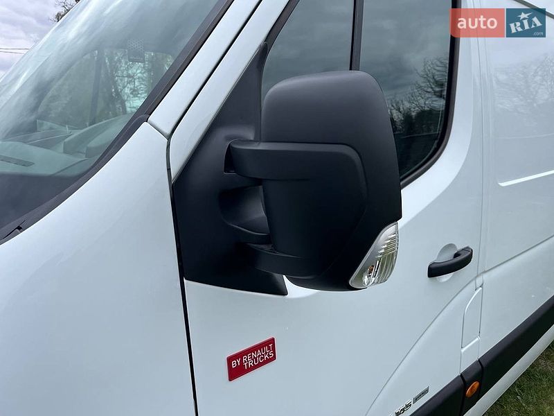 Вантажний фургон Renault Master 2018 в Дубні