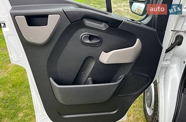 Вантажний фургон Renault Master 2018 в Дубні