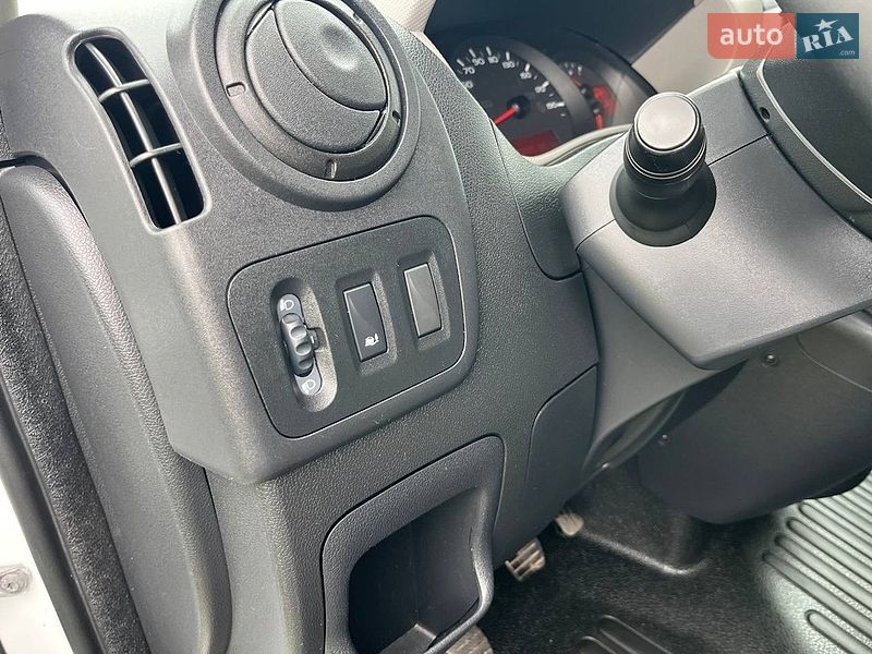 Вантажний фургон Renault Master 2018 в Дубні