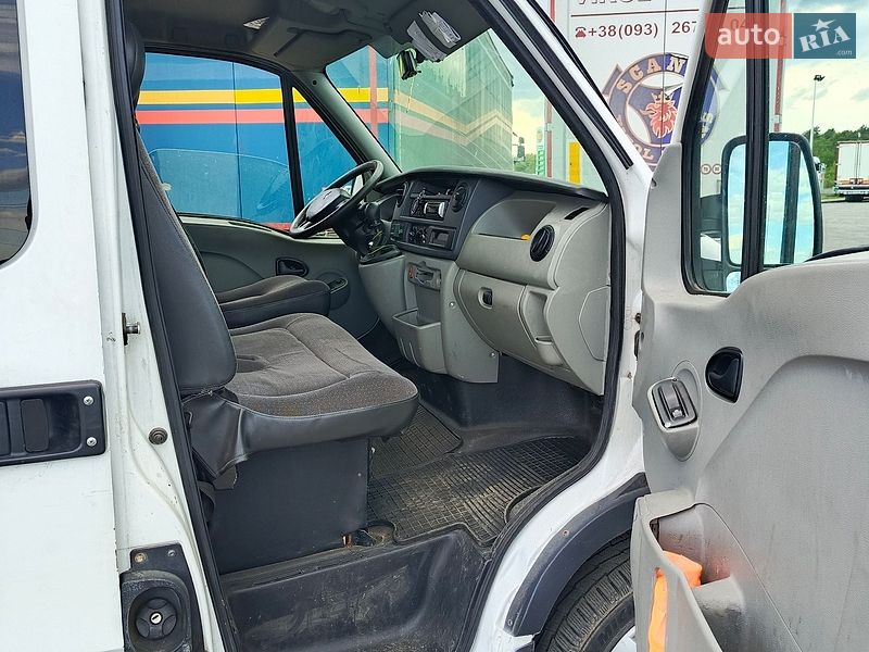 Минивэн Renault Master 2009 в Рава-Русской
