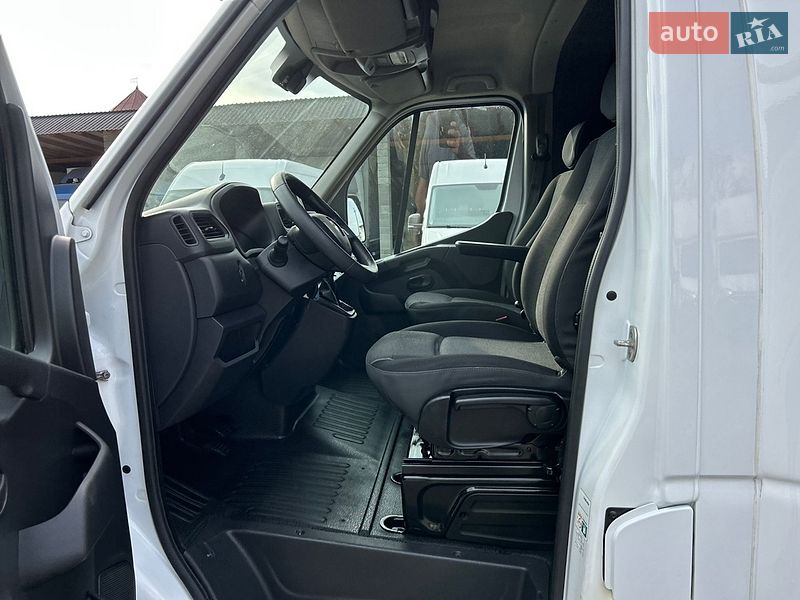 Тентованый Renault Master 2021 в Хусте
