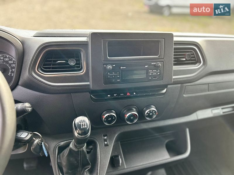 Тентованый Renault Master 2021 в Хусте