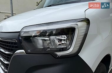 Мікроавтобус вантажний (до 3,5т) Renault Master 2022 в Львові