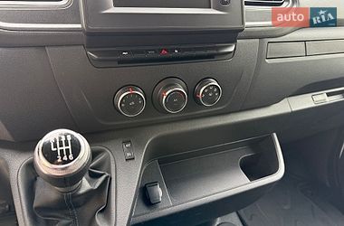 Мікроавтобус вантажний (до 3,5т) Renault Master 2022 в Львові