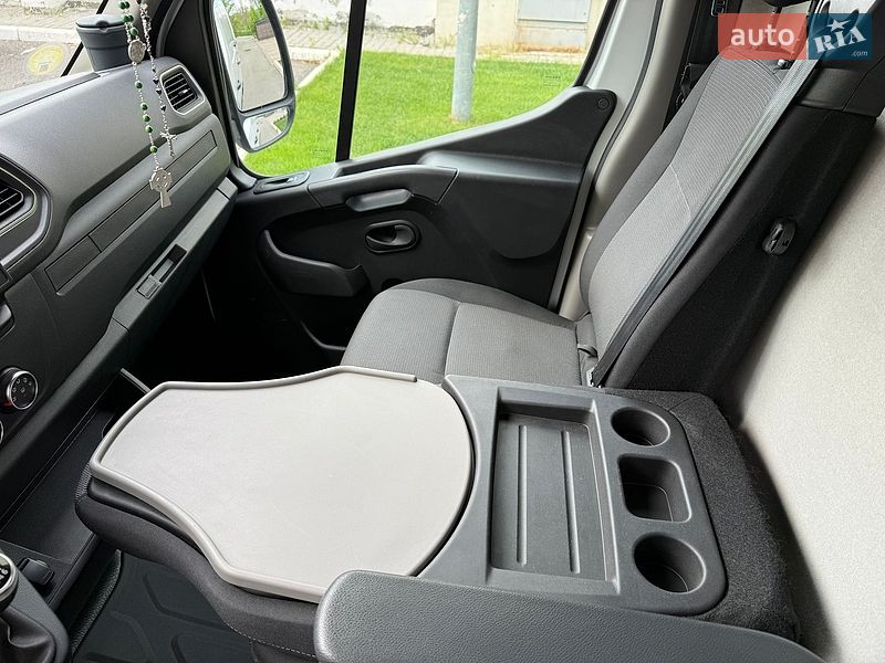 Микроавтобус грузовой (до 3,5т) Renault Master 2022 в Львове