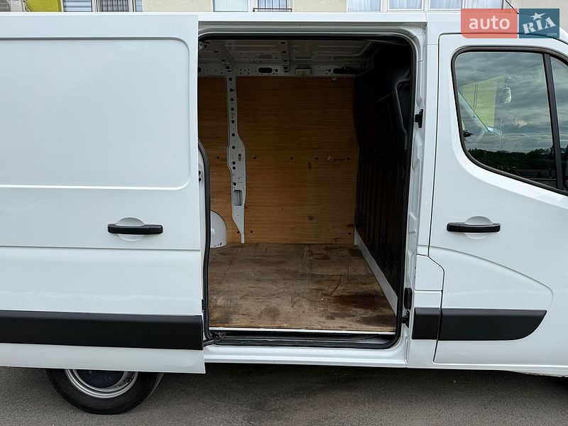 Мікроавтобус вантажний (до 3,5т) Renault Master 2022 в Львові