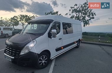 Вантажопасажирський фургон Renault Master 2012 в Почаєві