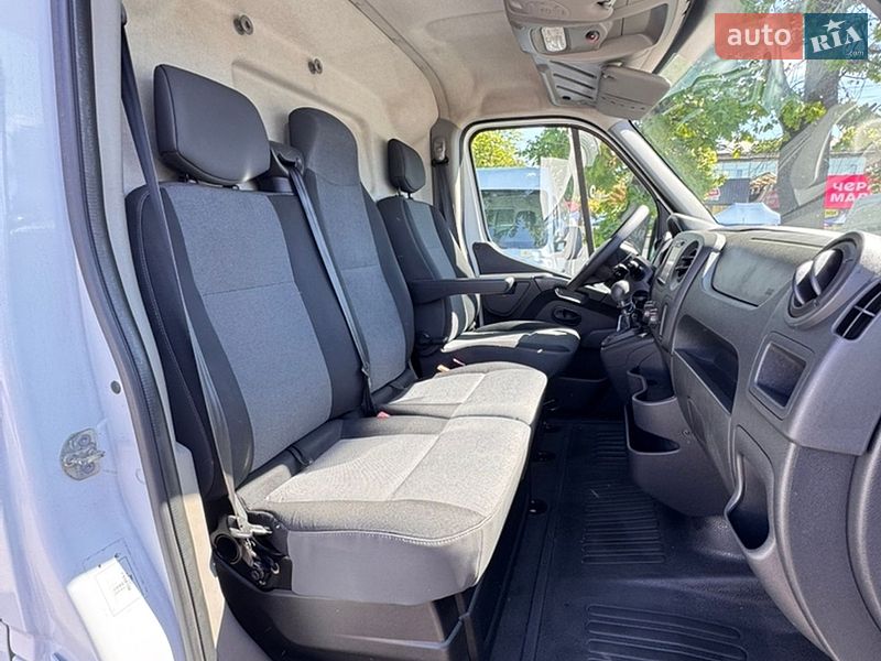 Вантажний фургон Renault Master 2018 в Києві