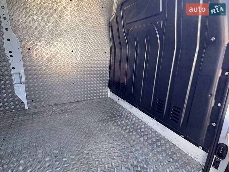 Вантажний фургон Renault Master 2018 в Києві