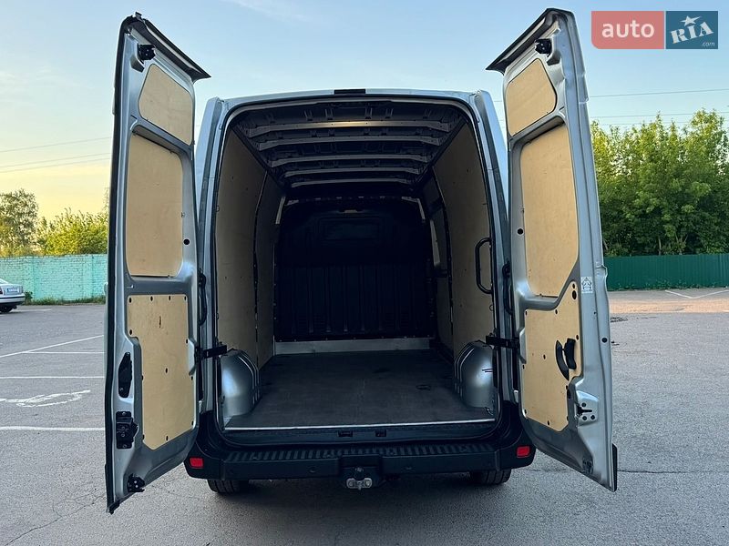 Вантажний фургон Renault Master 2021 в Дубні