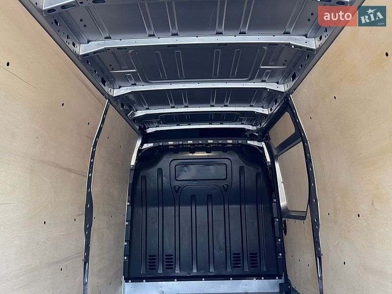 Вантажний фургон Renault Master 2021 в Дубні