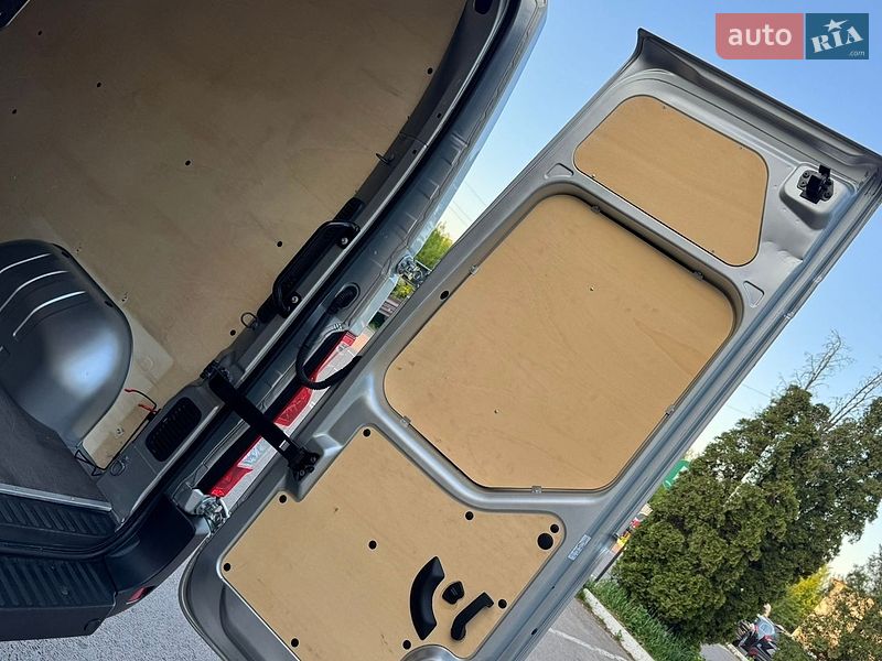 Вантажний фургон Renault Master 2021 в Дубні