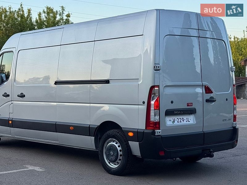 Грузовой фургон Renault Master 2018 в Дубно