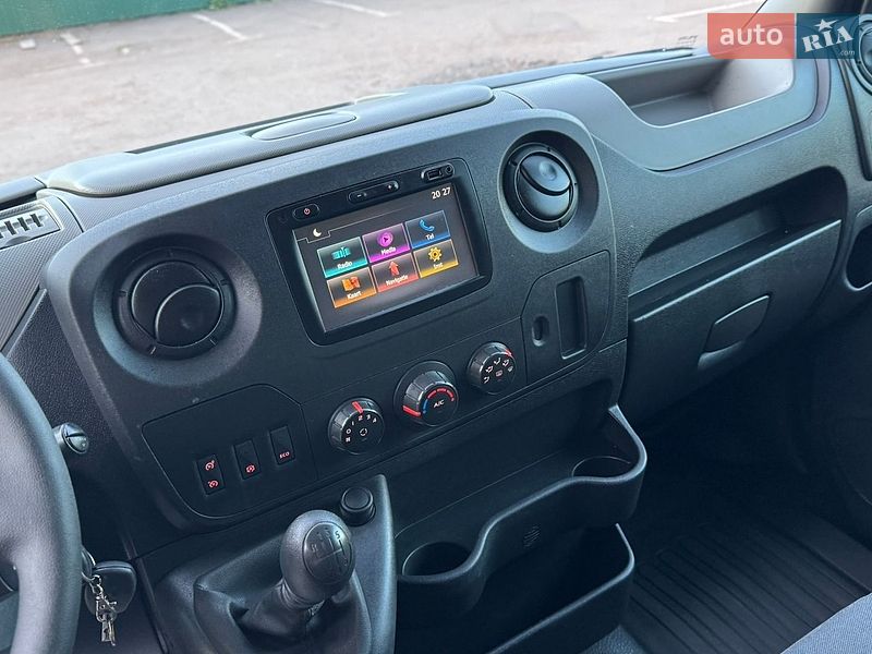 Грузовой фургон Renault Master 2018 в Дубно