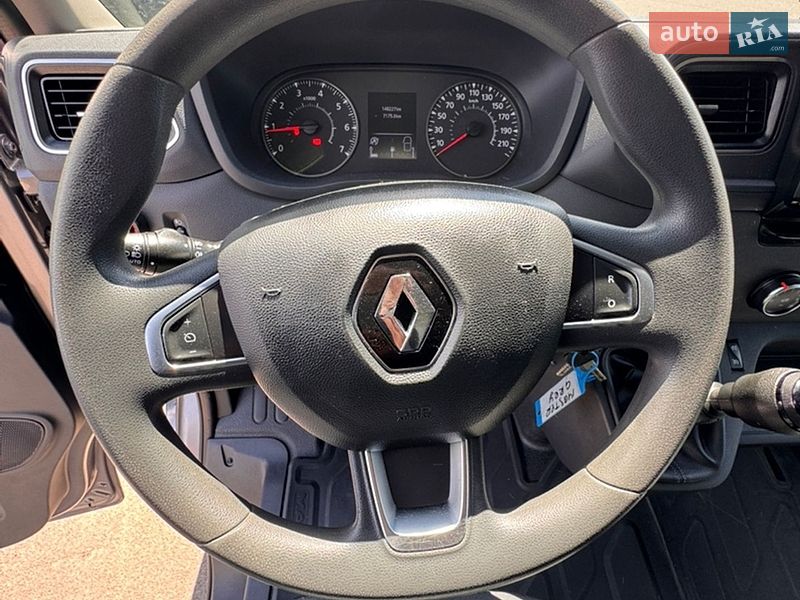 Грузовой фургон Renault Master 2022 в Киеве