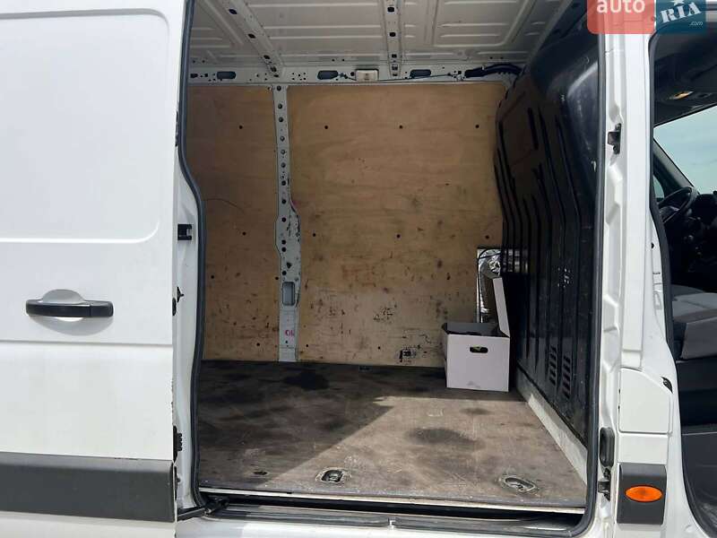 Грузовой фургон Renault Master 2018 в Львове