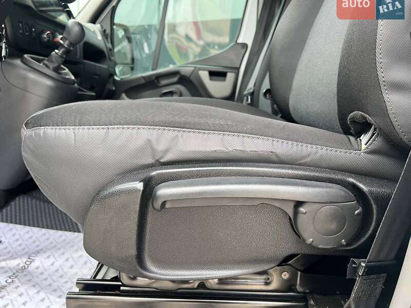 Грузовой фургон Renault Master 2018 в Львове