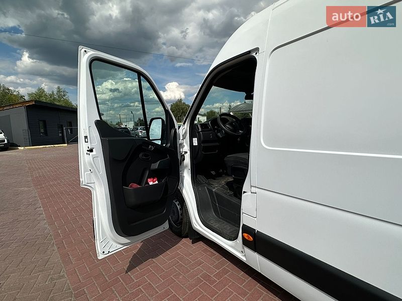 Грузовой фургон Renault Master 2021 в Ровно