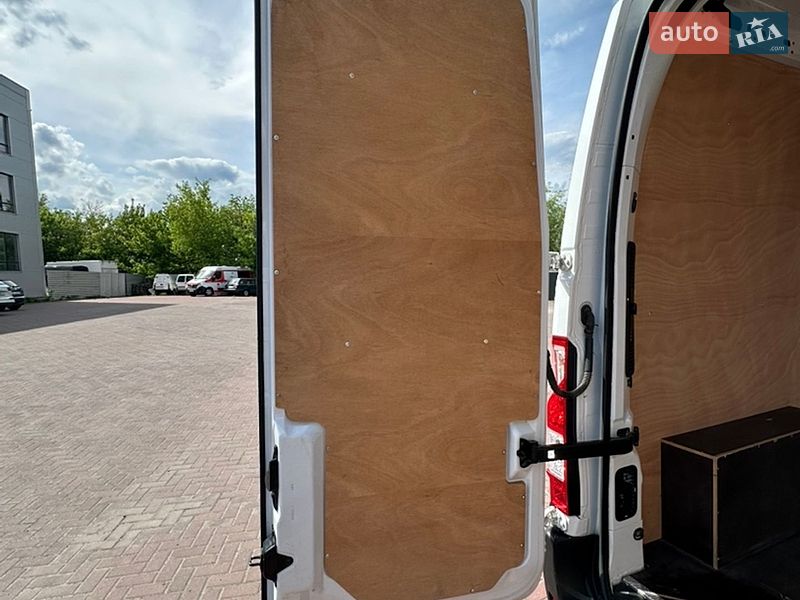 Грузовой фургон Renault Master 2021 в Ровно