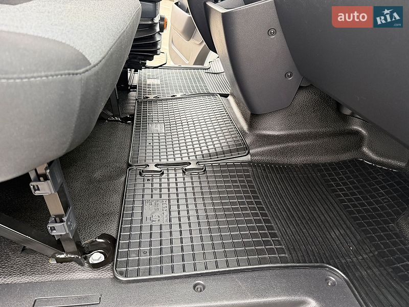 Грузовой фургон Renault Master 2023 в Дубно