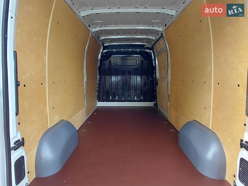 Вантажний фургон Renault Master 2022 в Ковелі