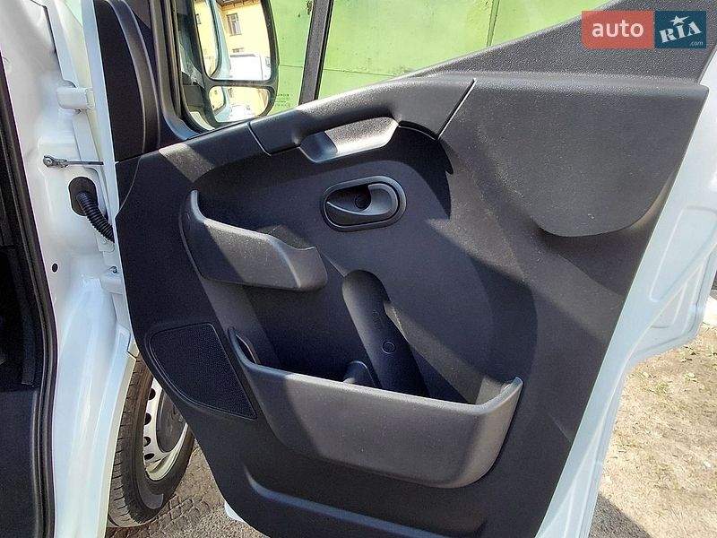 Вантажний фургон Renault Master 2022 в Ковелі