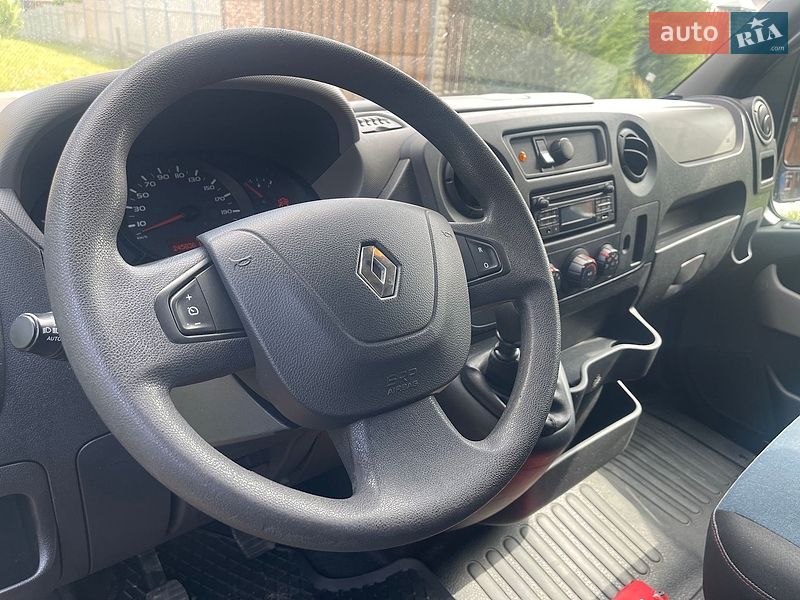Минивэн Renault Master 2016 в Луцке