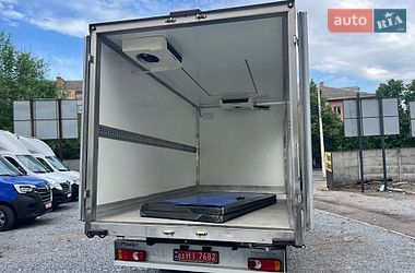Другие грузовики Renault Master 2017 в Ровно