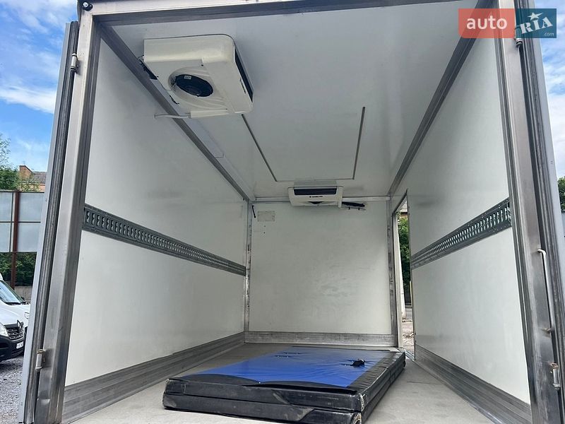 Другие грузовики Renault Master 2017 в Ровно