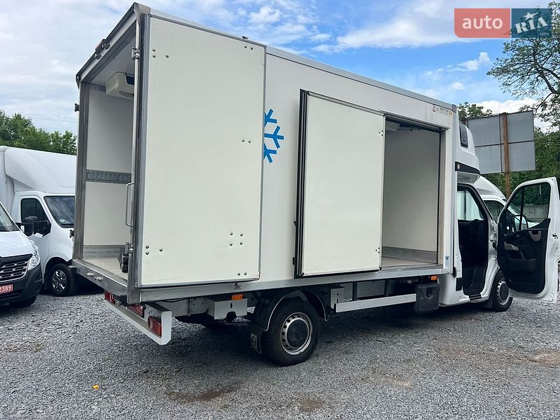 Другие грузовики Renault Master 2017 в Ровно