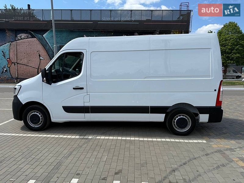 Грузовой фургон Renault Master 2022 в Луцке
